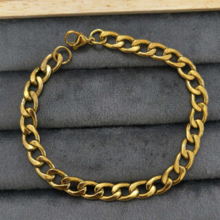 Premium Gold-Tone Stainless Steel Bracelet – Minimalist & Elegant