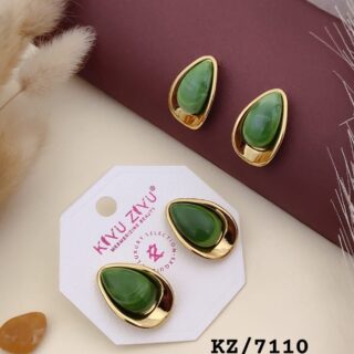 š Premium Green Teardrop Stud Earrings ā Gold Plated Statement Earrings for Women & Girls